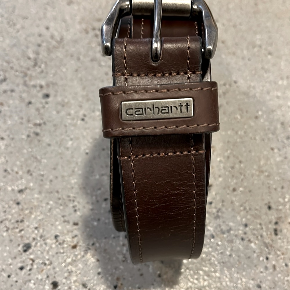 CARHARTT GENUINE FULL GRAIN LEATHER BELT BROWN WITH SILVER TONE BUCKLE SIZE 40